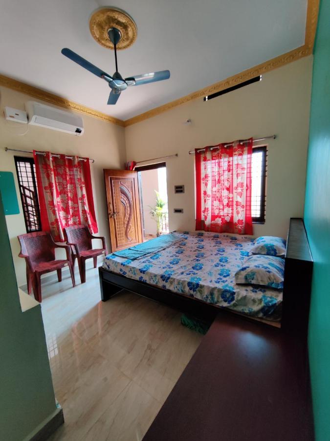Balaji Homestay Hampi Buitenkant foto